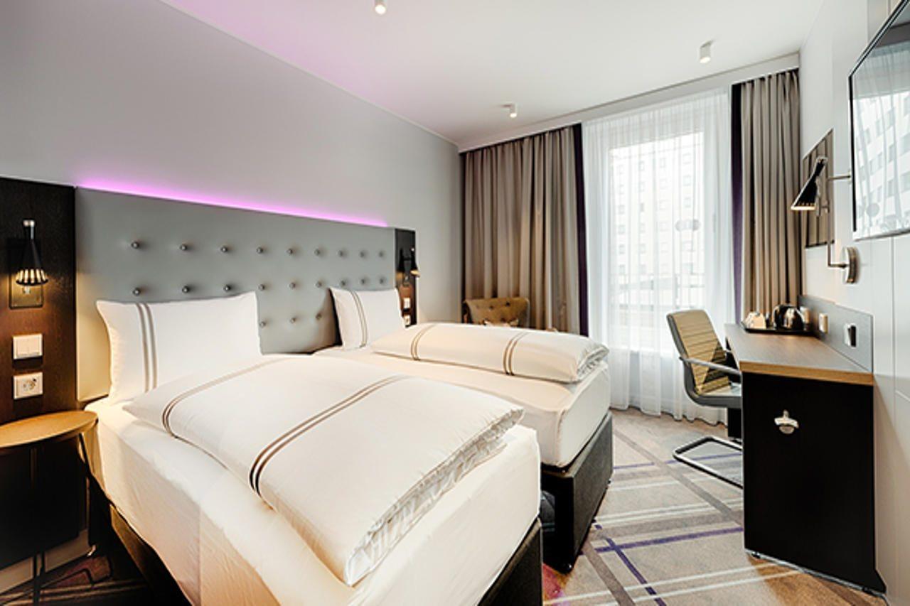 Premier Inn Hamburg City Klostertor エクステリア 写真