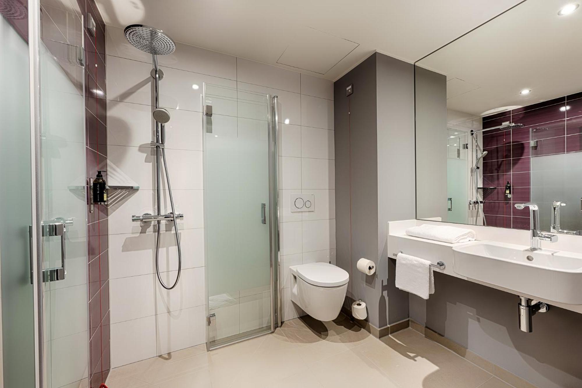 Premier Inn Hamburg City Klostertor エクステリア 写真